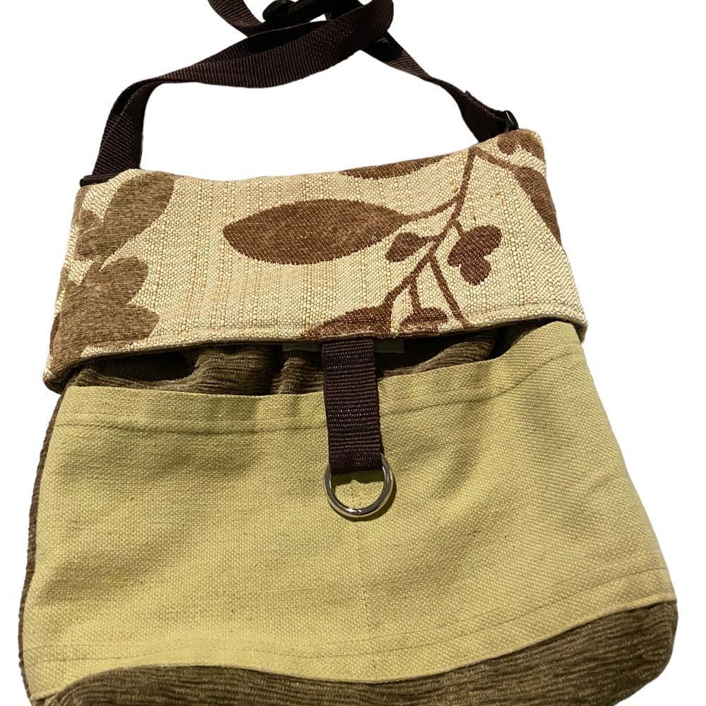 Kindred Spirit Style shoulder bag perfect my like new condition paid $98